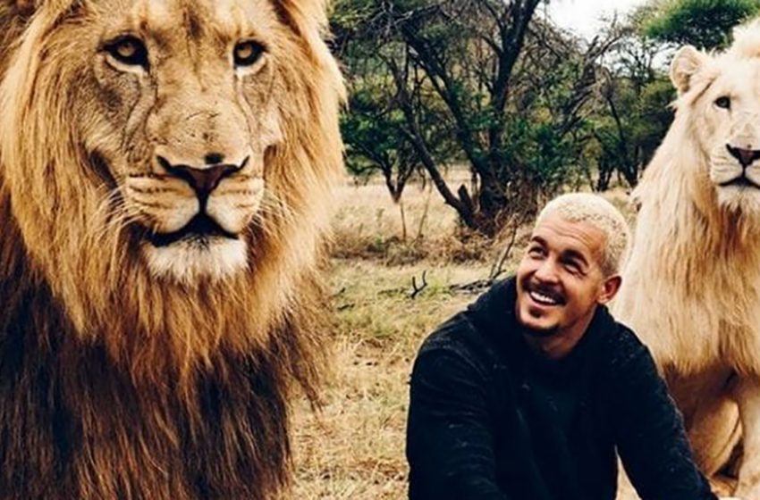  The young man did an incredible act by selling his property and moving to Africa to help wild animals