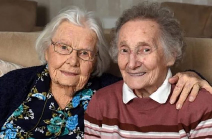  A reunion after 70 years. What an incident!