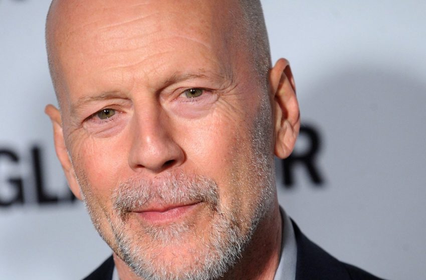  Thank you for everything, Bruce Willis says as he leaves.