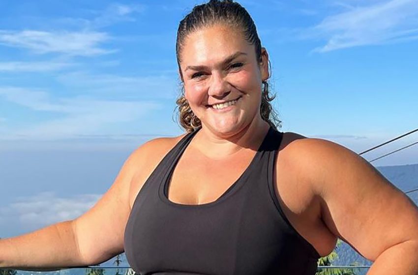  What does the most unusual trainer look like: this plump woman weighs 250 lb and teaches others to lose weight