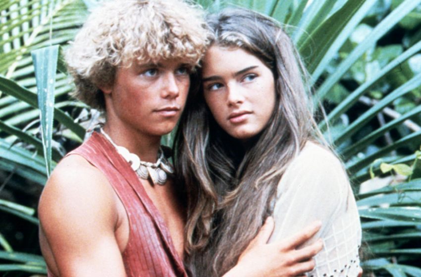  The same eyes like the sky. What does the blond handsome man from the movie “The Blue Lagoon” look like 40 years later!