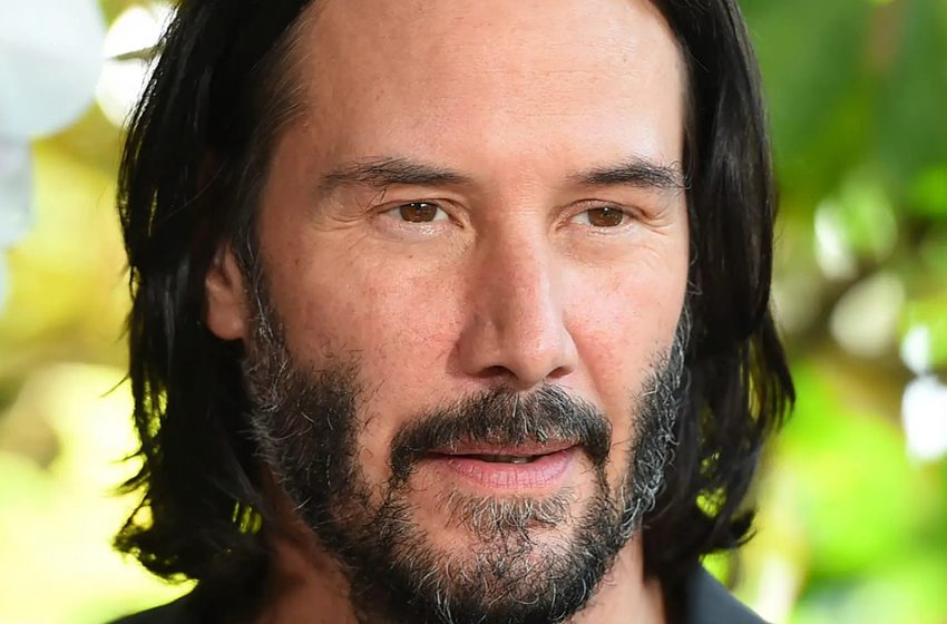  They shine with love! Keanu Reeves appeared in public with his bride for the first time after a long period