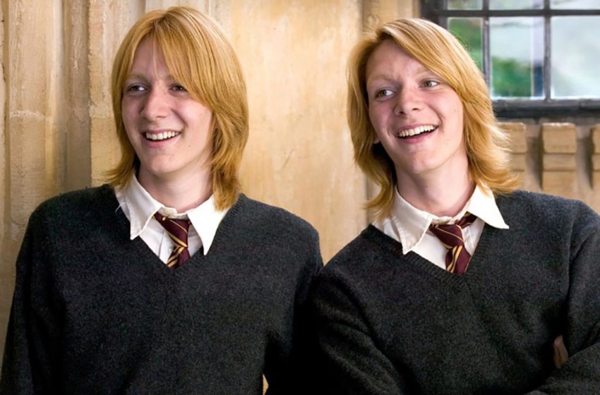  They have become handsome and brutal men! What do the Weasley twins from ”Harry Potter” look like now