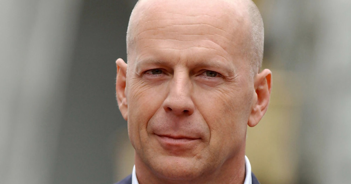 "His speech became slurred." Willis was photographed on the street