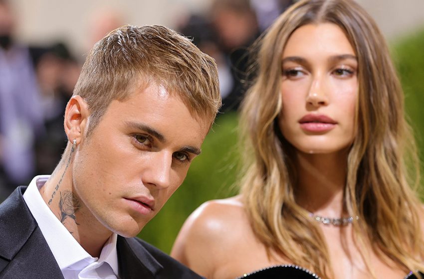  “Carries his queen in her arms”: Hailey Bieber showed a romantic video with Justin, filmed on vacation