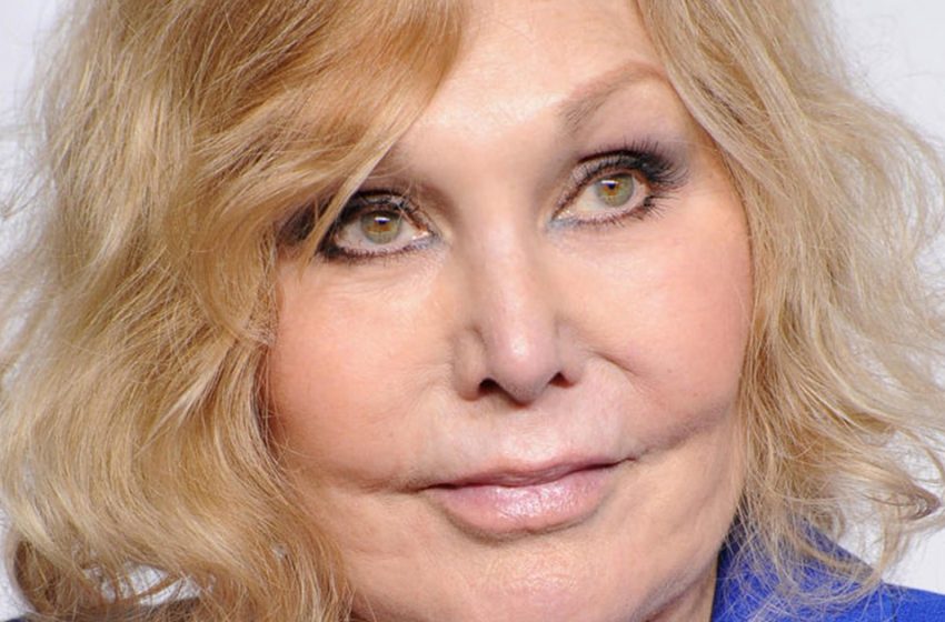 „Auf der Suche nach ewiger Jugend“: Eine 90-jährige Hollywood-Legende ruinierte ihre Schönheit durch plastische Chirurgie!