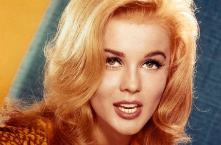 “Presley Was Head Over Heels in Love with Her”: What Does 82-Year-Old Actress, Ann-Margret Look Like Now?