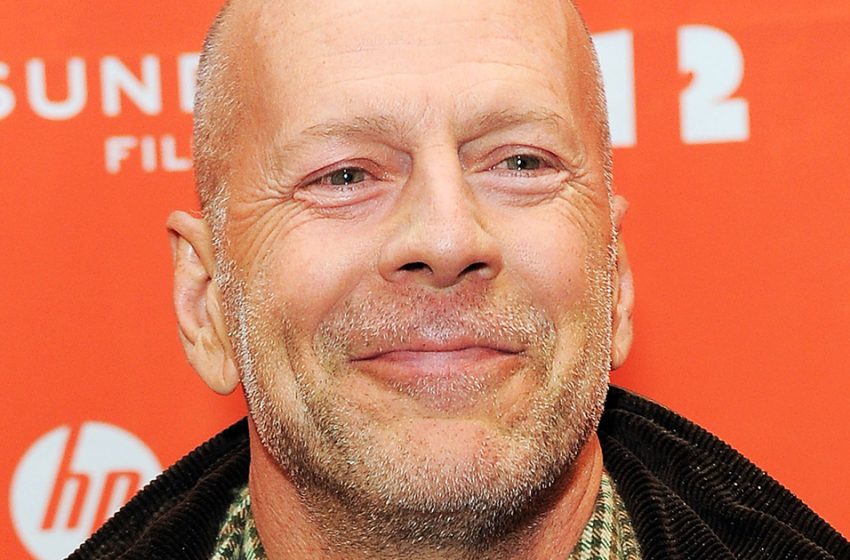  “Looks Old And Weak”: The Recent Photos Of 68-year-old Bruce Willis Have Worried His Fans!