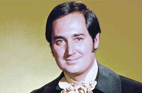 Neil Sedaka Is Already 84 Years Old: The Singer Shared Happy Photos With His Wife!