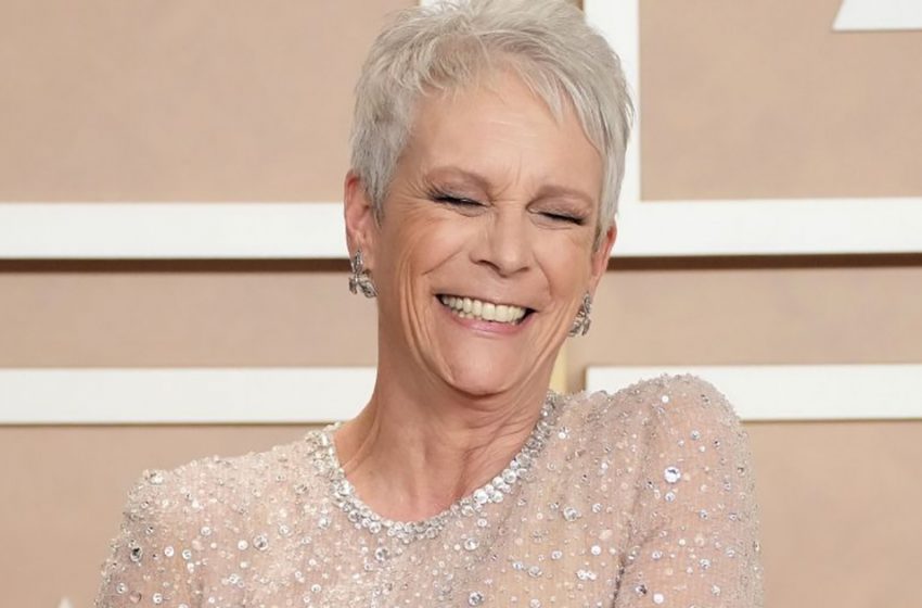  “She Really Inspires”: 65-year-old Jamie Lee Curtis Showed Off Her Slim Figure In Black Shorts!