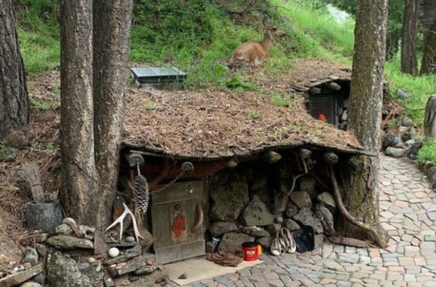  “The Man Decided To Change His Lifestyle”: He Built Himself An Excellent Home In A Dugout And Shared Its Photos On The Net!