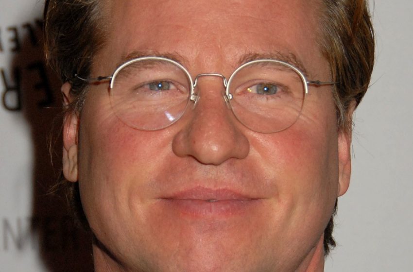  His Children Supported Him When He Was Fighting For His Life: The Shots Of Val Kilmer And His Two Heirs!