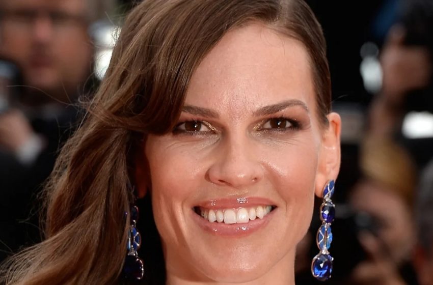  “Such a Pleasant Surprise”: 49-Year-Old Hilary Swank Showed His Cute Twin Babies For The First Time!