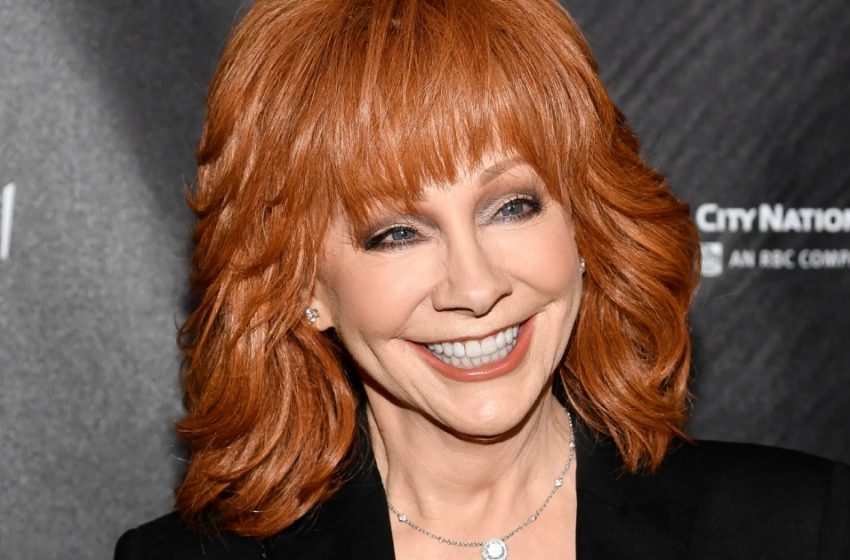  The Star’s New Hairstyle Was Heavily Critisized Online: Reba McEntire’s Recent Shots Sparked Lots Of Comments!