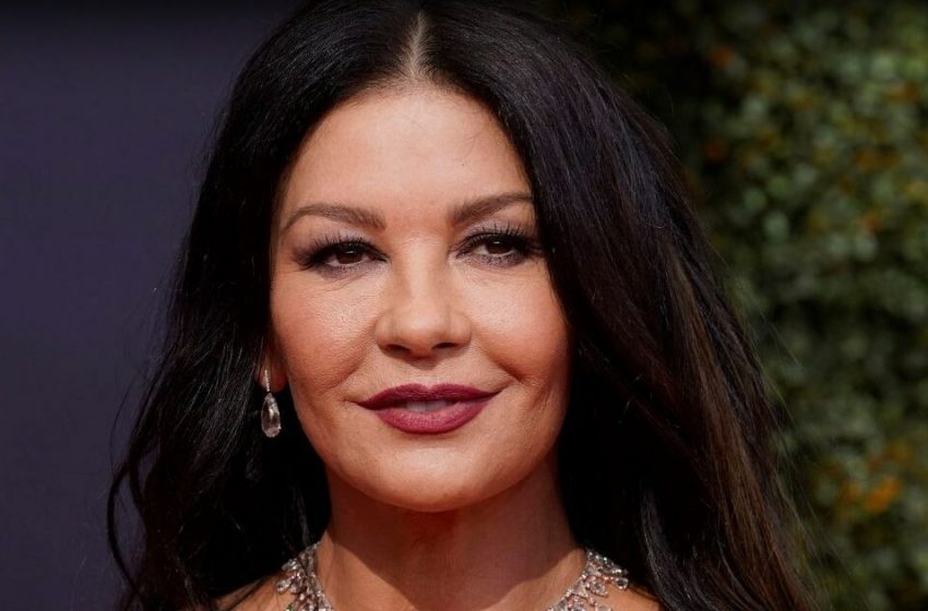  “The Star’s Young Version Is Growing Up”: Catherine Zeta-Jones’ Daughter Shares A Strong Resembplance To Her Mom!