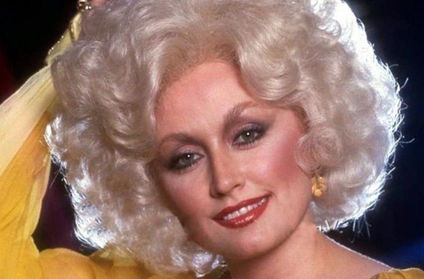  Dolly Parton’s Photos Taken Via AI: What Would The Star Look Like If She Never Resorted To Plastic Surgery?