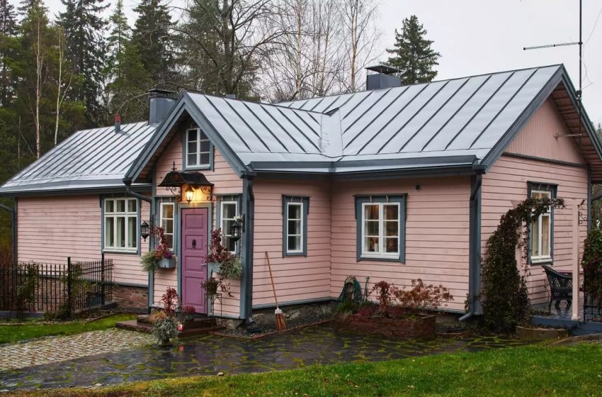  “She Lives Here All Alone”: This Is The “Delicate” House Where The 65-Year-Old Finnish Woman Lives On Her Own!