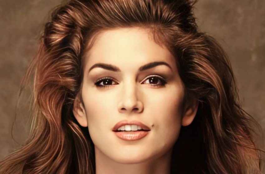  “She Has Changed Beyond Recognition”: Cindy Crawford Lost Her Beauty Turning Into A Wrinkled Lady!