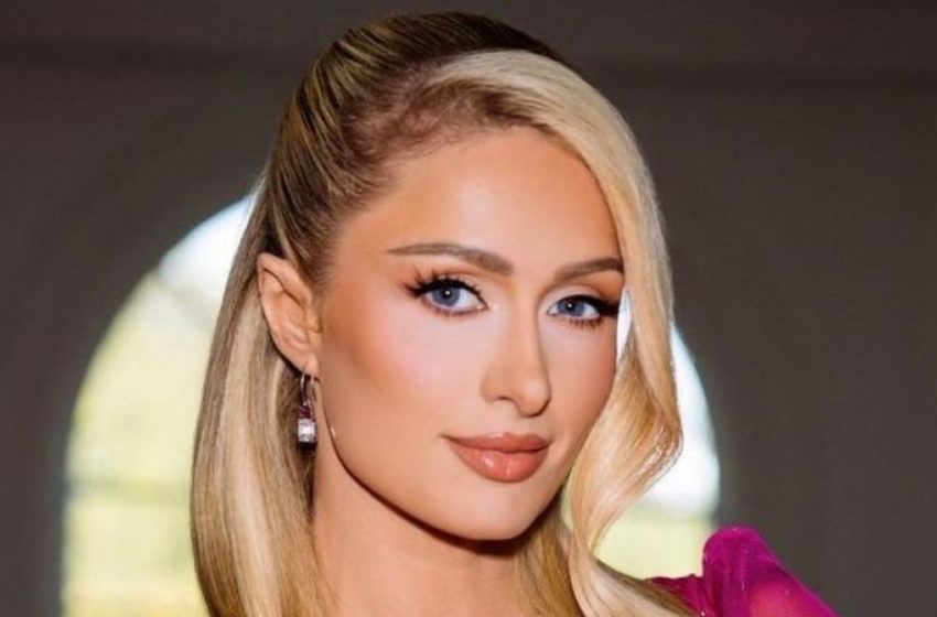  When You’re Ready To Do Anything For Fame: Paris Hilton Posed Completely Naked For a Fashion Gloss!