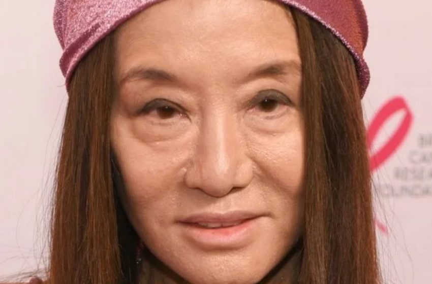  “She Is Aging Backward”: 74-Year-Old Vera Wang’s Recent Revealing Outfit Choice Sparked Lots Of Comments On The Net!