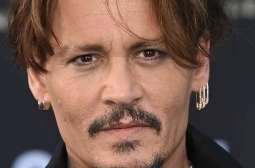  “32 Years Younger Than Him”: Johnny Depp Was Caught On a Date With a Young Foreigner!