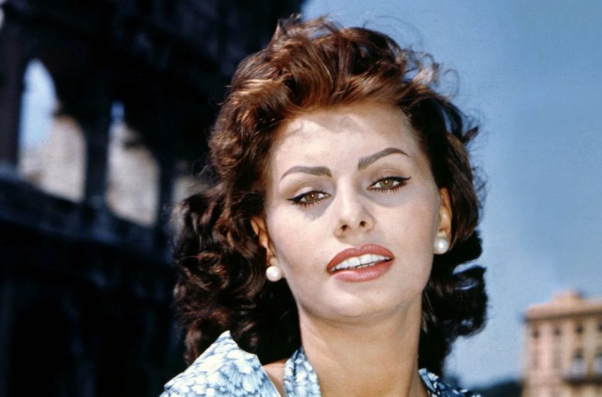  What Does Sophia Loren’s Younger Sister Look Like?: She Is Also a Famous Actress!
