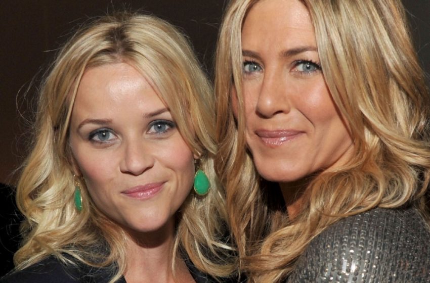  Jennifer Aniston and Reese Witherspoon Criticized  for their ‘lifeless’ faces