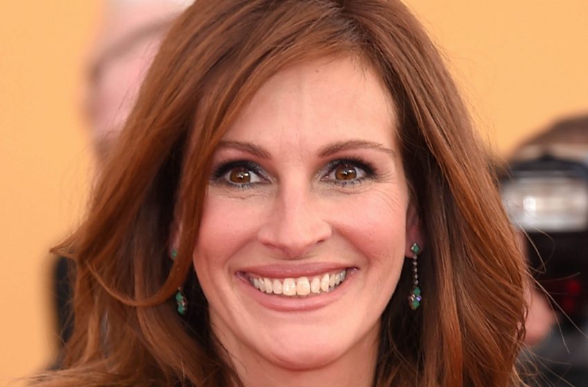  “So Shiny And Radiant”: 56-Year-Old Julia Roberts Surprised Everyone With a Big New Look!