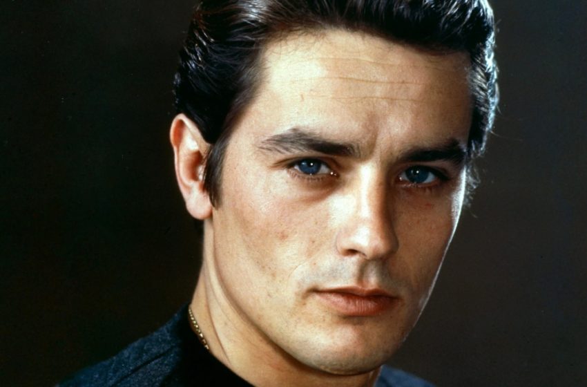  “Farewell to a Legend”: Alain Delon, The Heartthrob Who Defined an Era, Passes Away at 89