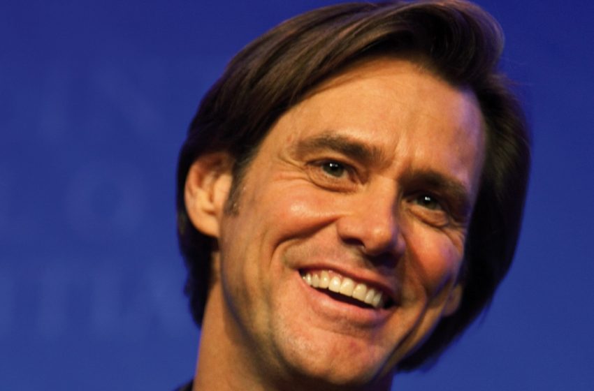  Jim Carrey’s Pride: Daughter with ‘Daddy’s Looks’ Who Worked as a Waitress & Divorced Son’s Dad after 11 Months