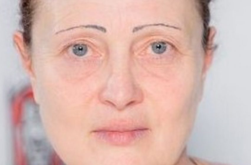  “A Stunning Transformation”: A Woman With Eyebrow Tattoos Came to The Stylist, But She Left Looking Like a True Queen