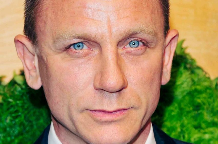  “What an Impressive Transformation”: Daniel Craig Appeared in Public With His Wife And Daughter Surprising Everyone With His Changed Appearance!