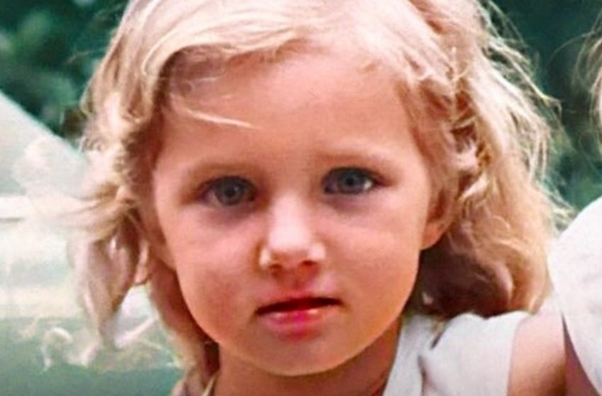  “The Star Girl Who Used To Cook For Dad’s Parties And Had To Handle With Her Mother’s Fame”: Who Is The Girl In The Photo That Later Became a Famous Actress?