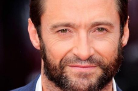 “Posed In Front Of a Mirror Without a Shirt”: 55-Year-Old Hugh Jackman Showed Off His Incredibly Muscular Figure!