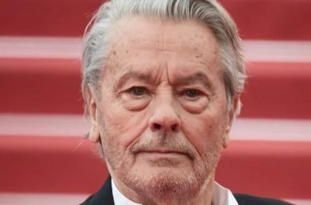 Alain Delon’s Daughter Shared Rare Photos Of Her Father One Month After His Passing!: “Such A Heartfelt Tribute On Social Media!”