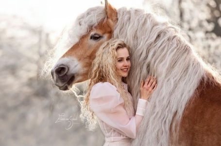 “Magical Photoshoot”: Woman and Her Horse Look Like Fairy Tale Twins!