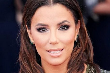 “His Mom’s Little Copy”: Eva Longoria Took Her Little Son To The Red Carpet!