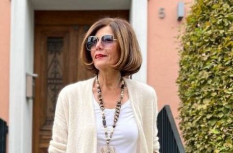 “How to Become a Stylish Lady After 60”: 7 Tips and Looks