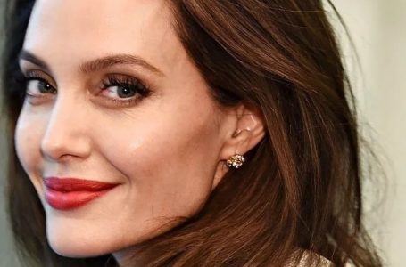 Angelina Jolie, 49, Debuts Curly Blonde Hair: What Does She Look Like?