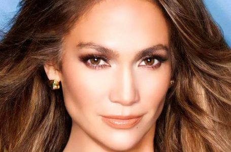 Fans Criticize Jennifer Lopez, 55, for Wearing “Too Short” Shorts and Stiletto-Heel Boots