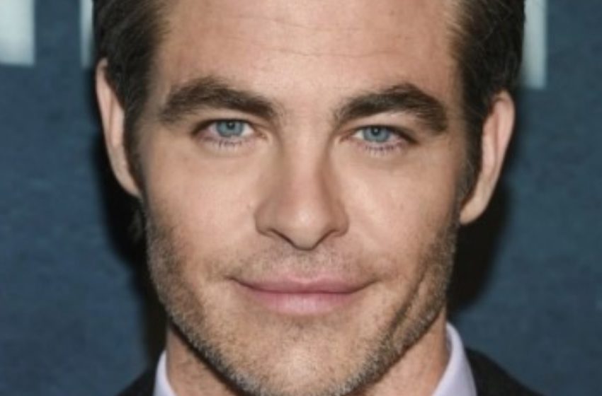  Chris Pine’s Stunning Transformation: Fans React to His Changed Look!