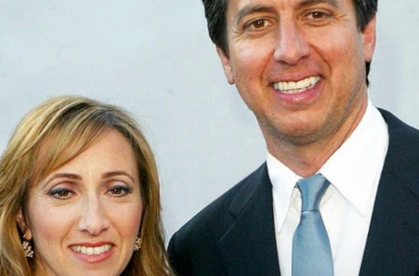  Ray Romano’s 4 Kids: What Do His Beautiful Blonde Daughter and Three Handsome Sons Look Like?