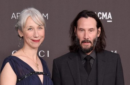 Keanu Reeves, 60, and Alexandra Grant, 51, Steal the Show: Fans React to Keanu’s New Look!