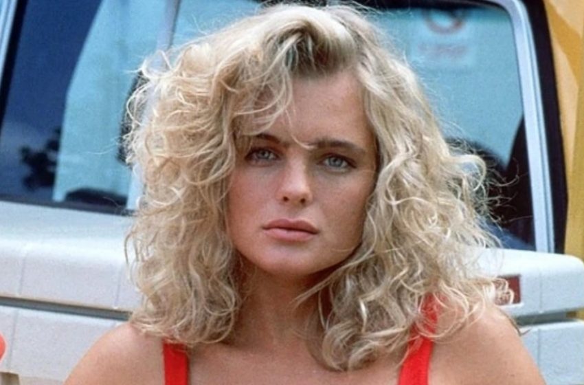  “The Baywatch Star Surprises Fans With Her New Look”: The Actress Looks Great At Her 54!