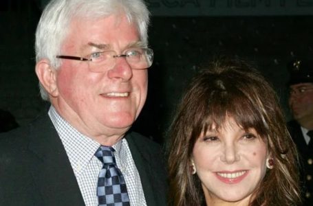 “Marlo Thomas Didn’t Want To Be ‘Mom’ To Phil Donahue’s 5 Kids”: Rare Photos Of Their Grown-Up Children!