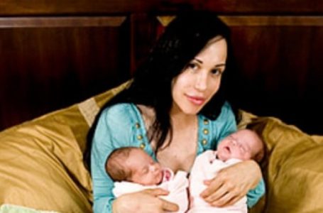 A Mom Of 6 Gave Birth To Octuplets: Pics Of Their Large Family With 16 Kids!