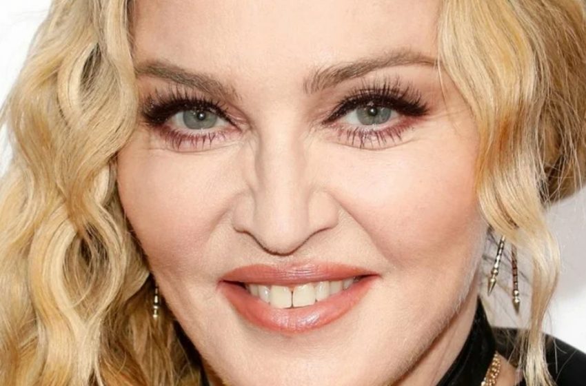  Madonna Posted Her 93-Year-Old Dad’s First Selfie, But Mistakes His Age: “The Star Touched Everyone”