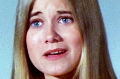 The Former “Brady Bunch” Teen Star Stuns Fans After Overcoming Addiction: Her Pics Now!