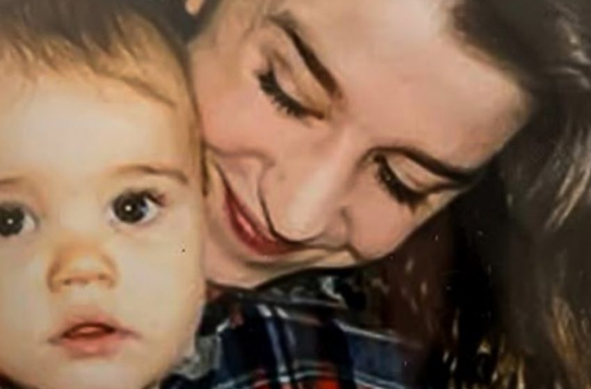  Can You Guess Who He Is?: The Inspiring Journey of a Mother and Her Famous Singer Son!