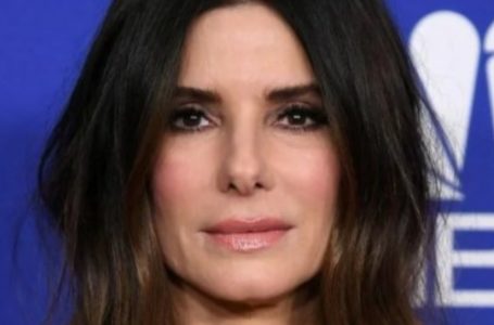 “Too Much Botox?”: Fans React to Sandra Bullock’s Surprising Look at 60!